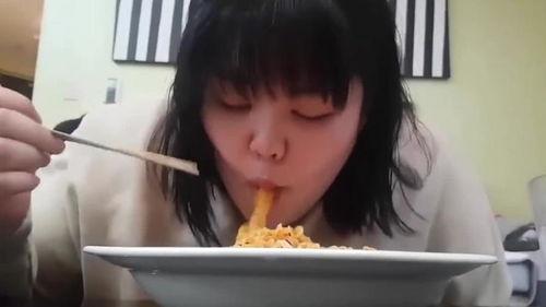 眼睛妹宿舍吃瓜,眼睛妹宿舍吃瓜大揭秘