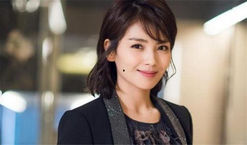 刘涛吃酸瓜直播,甜蜜酸辣滋味引网友热议