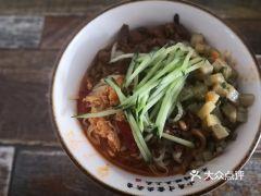 面店吃瓜,揭秘街头美食背后的故事