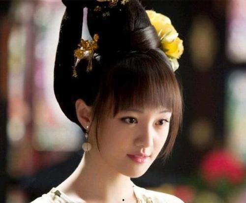 吃瓜古装图,揭秘古装图中的宫廷秘闻