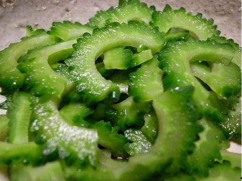 带你吃瓜离谱菜,一场颠覆味蕾的美食冒险之旅