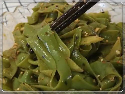 吃瓜粉plus,揭秘娱乐圈幕后故事，带你走进明星真实生活