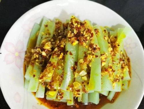 吃瓜粉plus,揭秘娱乐圈幕后故事，带你走进明星真实生活