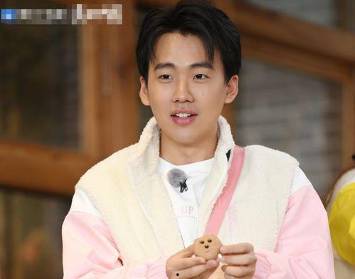 成毅生日吃瓜,吃瓜群众见证明星成长