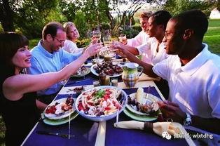 花样吃瓜聚餐图片