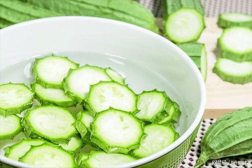 秋瓜老了怎么吃,探索老秋瓜的多样食用方法
